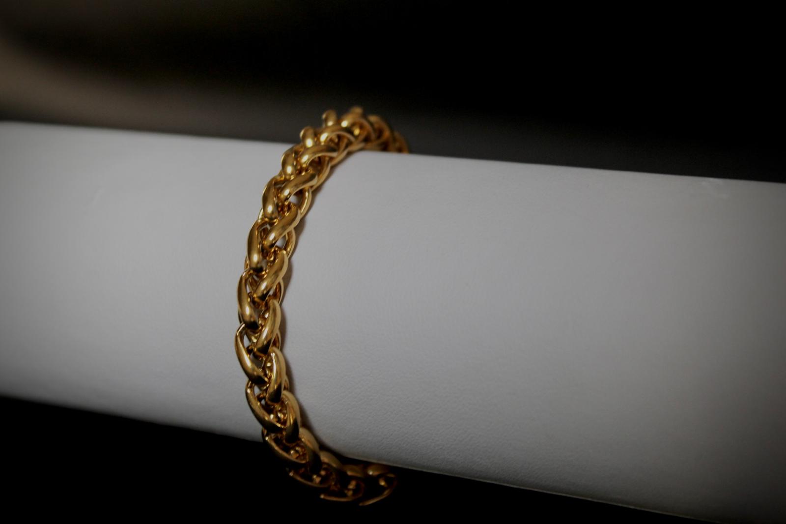 WhatsApp Image 2024-11-01 at 17.57.57 (3)